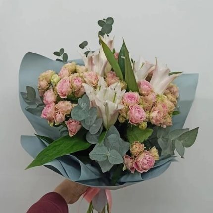 دسته گل لیلیوم رنگی
